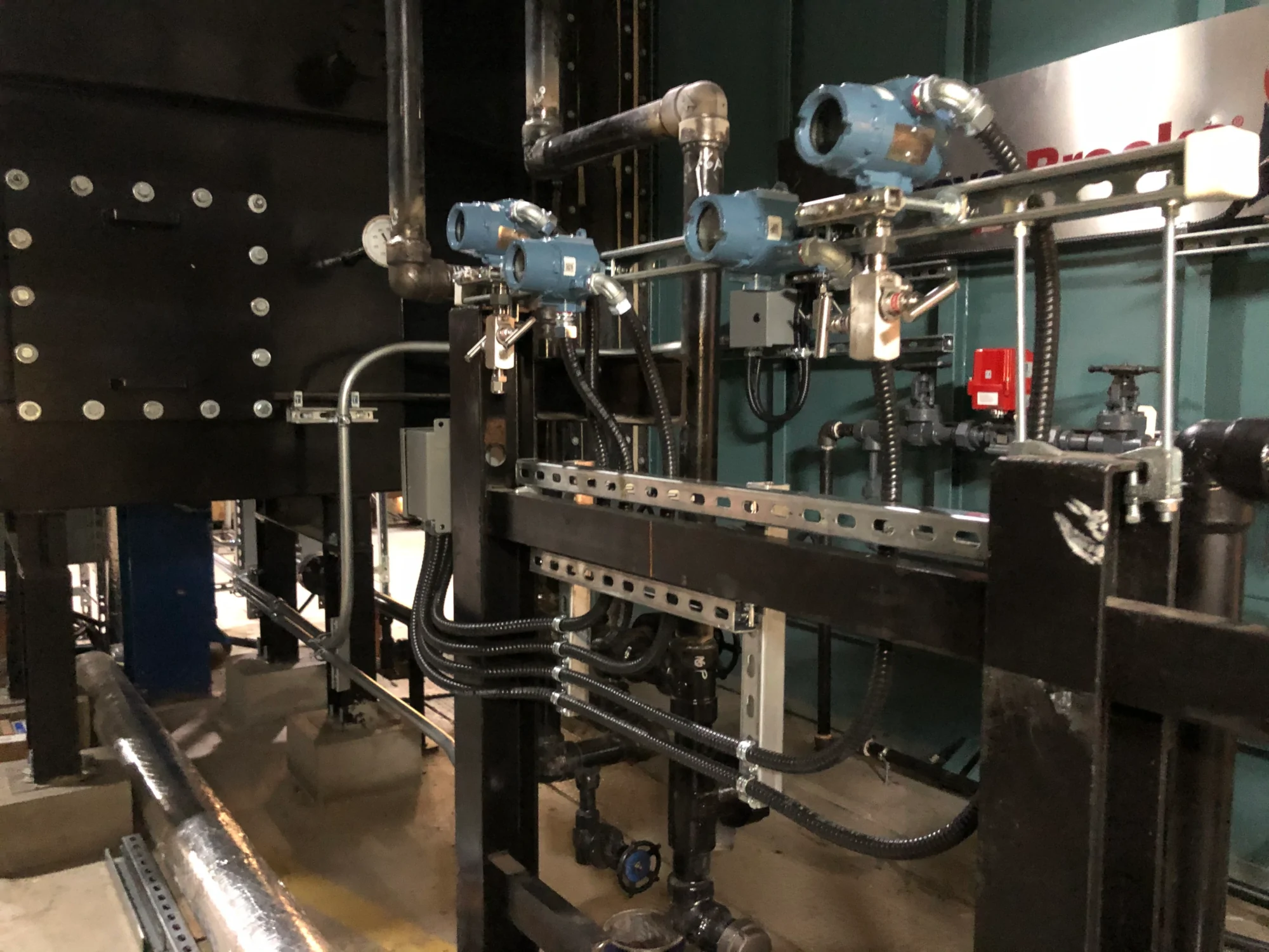 Temperature Pressure Transmitter Transducer Analog 4-20mA Industrial Boiler Controls Instrumentation CleaverBrooks LiORA Electric Manitoba Electrical Contractor